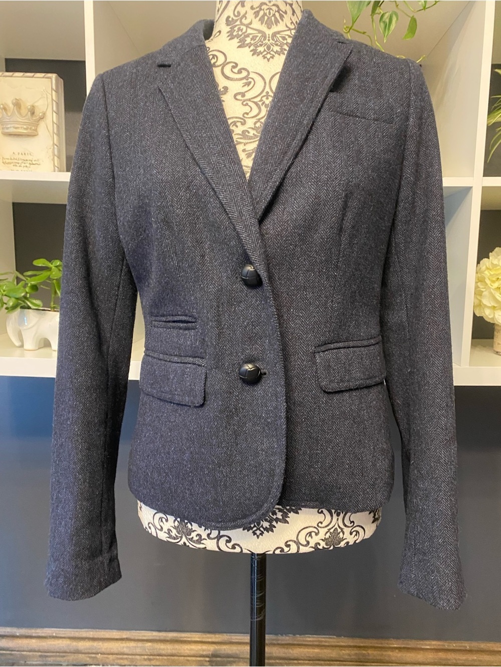 Banana Republic Classic Wool Tailored Herringbone Blazer Jacket in Dark Grey
